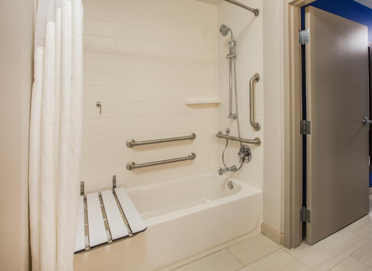 Holiday Inn Express & Suites - Courtenay - Comox By Ihg Bagian luar foto