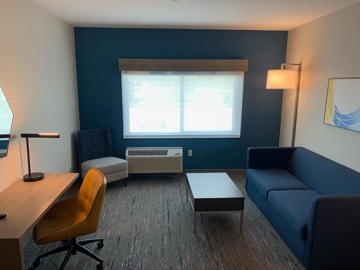 Holiday Inn Express & Suites - Courtenay - Comox By Ihg Bagian luar foto