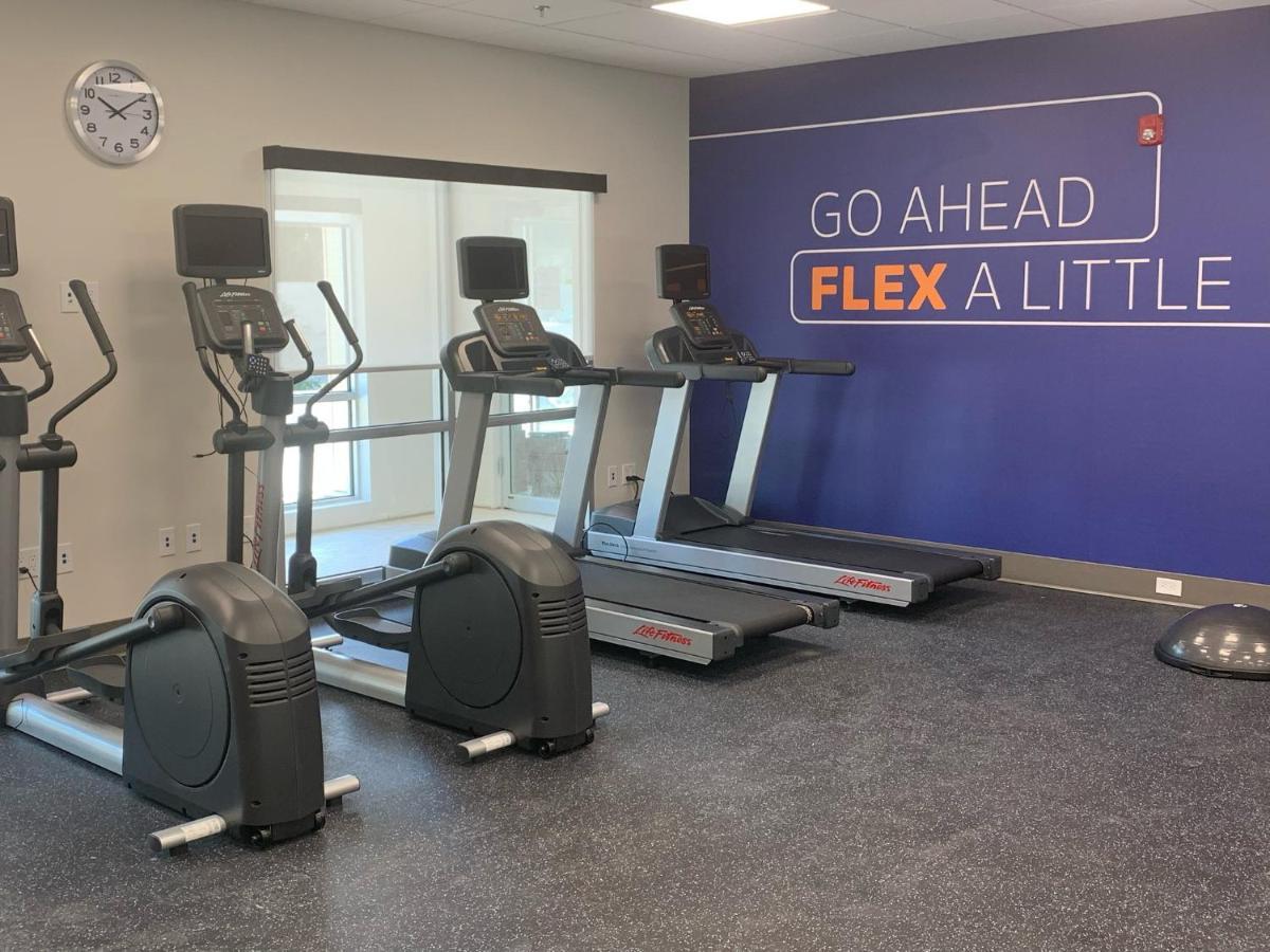 Holiday Inn Express & Suites - Courtenay - Comox By Ihg Bagian luar foto