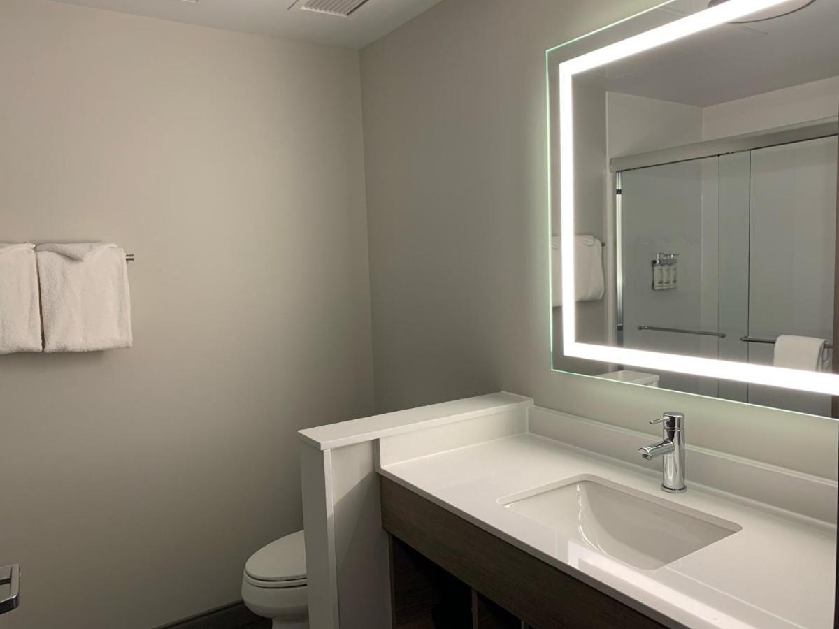 Holiday Inn Express & Suites - Courtenay - Comox By Ihg Bagian luar foto