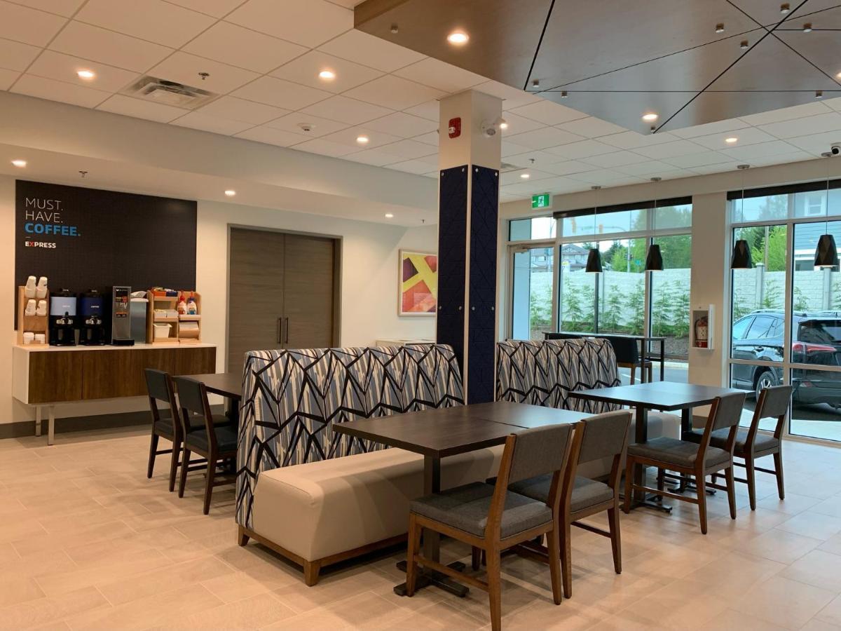 Holiday Inn Express & Suites - Courtenay - Comox By Ihg Bagian luar foto